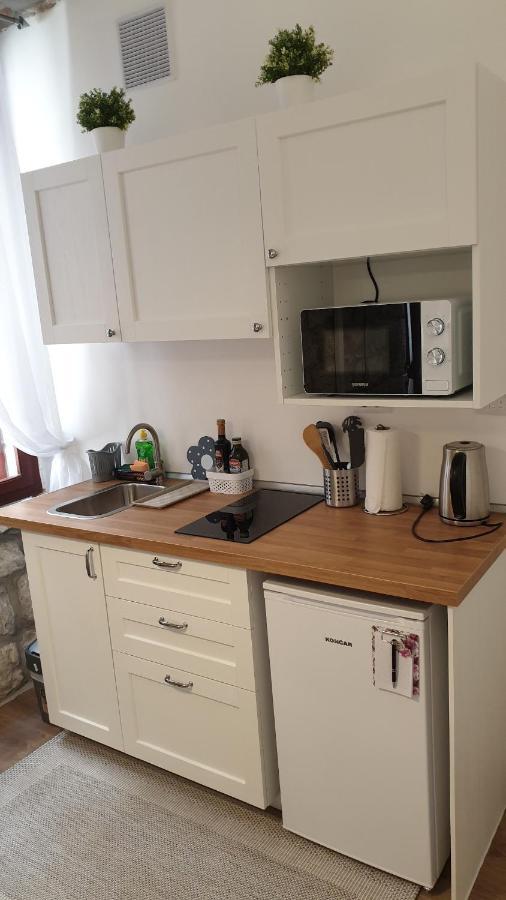 Apartament Placeta &